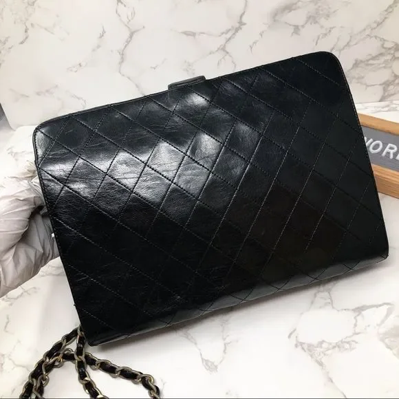 SOLD ✅ CHANEL Vintage CC Quilted Classic Single Flap Bag in Black Lambskin - Picture 3 of 13
